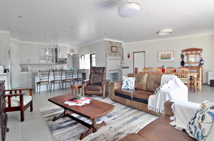 3 Bedroom Property for Sale in Reebok Western Cape